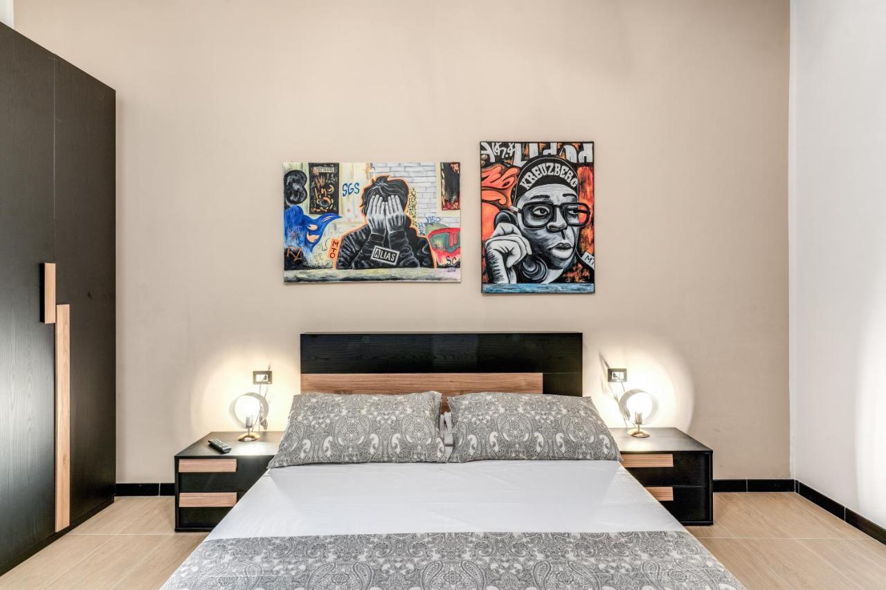 The Quarters Naples Apartments Экстерьер фото