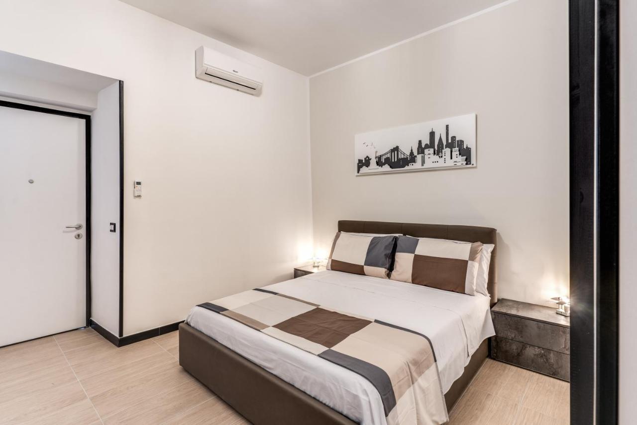 The Quarters Naples Apartments Экстерьер фото